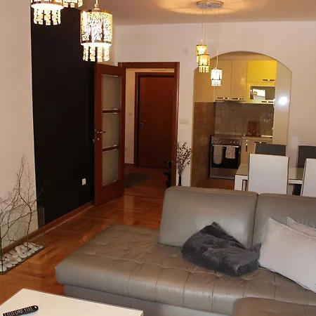 Apartman Mocart * Budva